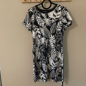 Woman’s Old Navy Casual Dress XL